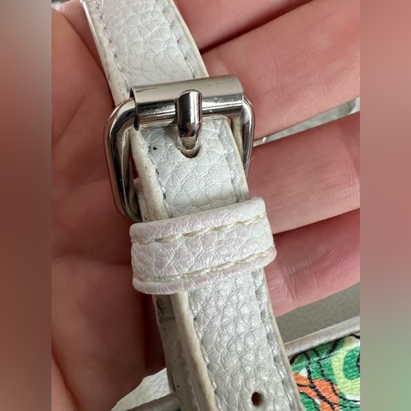 Nwt Charming Charlie Citrus Splash White Vegan Leather Tote With silver Accent - Picture 13 of 16